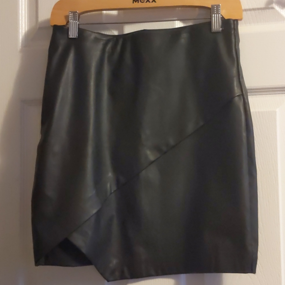 Black faux leather mini skirt